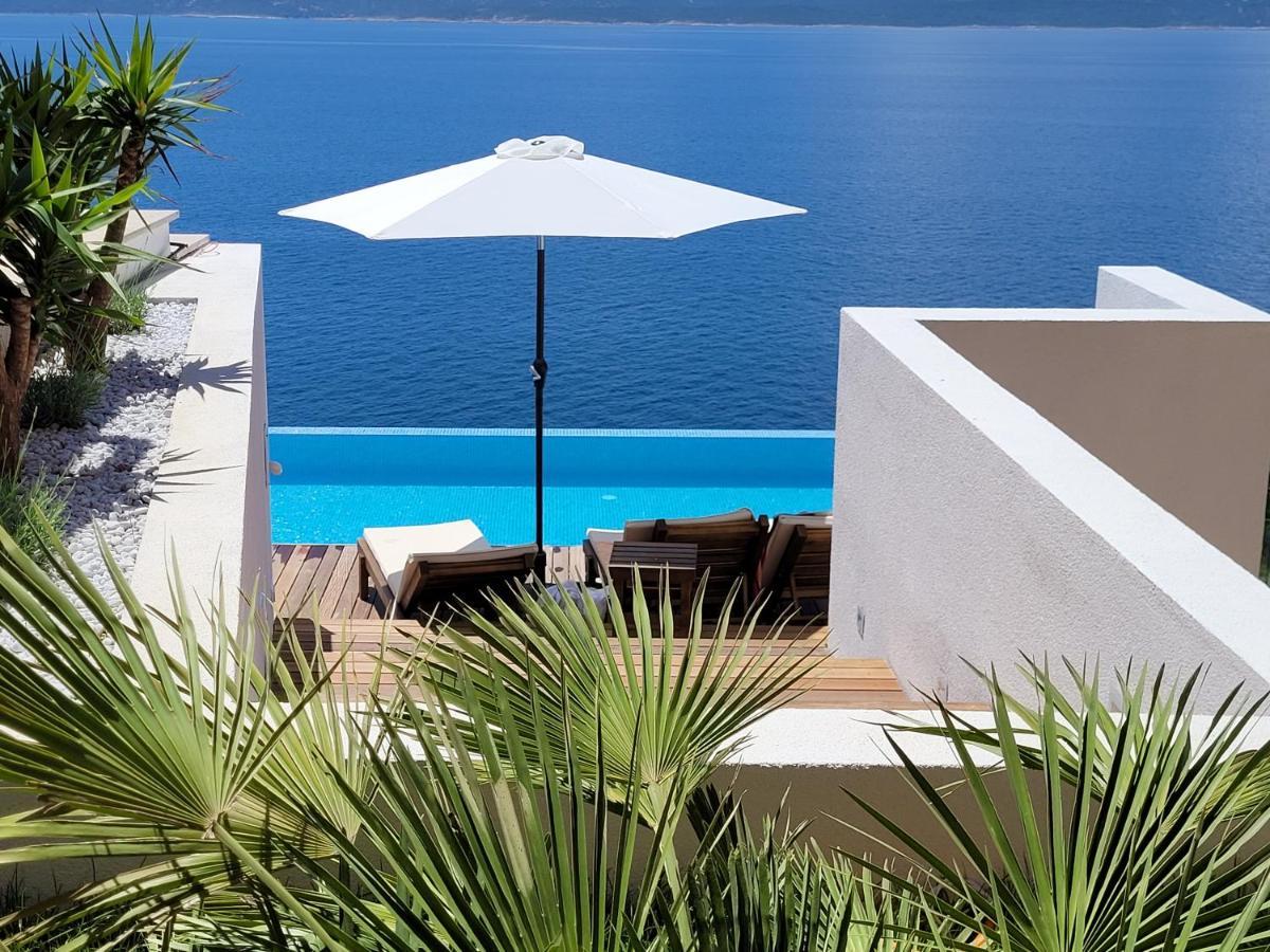 Luxury Apartments Villa Ruzmarina With New Heated Infinity Pool And Lounge Area Marusici  Exterior foto
